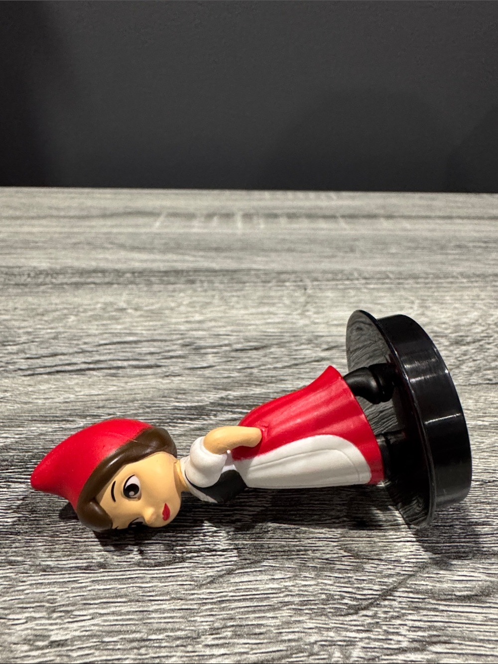 Sherlock Gnomes: Juliet Cup Topper (2018) - Collectible Promotional Figure - Picture 5 of 7